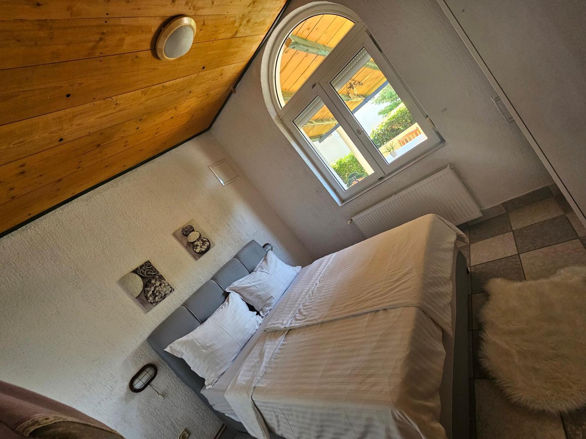 Apartmani Sanja クレノヴィツァ エクステリア 写真